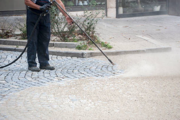Best Oil Spill Cleanup  in Venice, FL